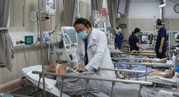 Nguy kịch vì triền miên quá chén