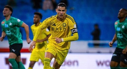 Sân cỏ "lặng tiếng" vì bất ổn tại Trung Đông