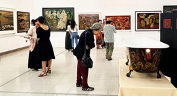 Khi AI đi vào xưởng vẽ