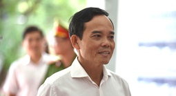 Bí thư Thành ủy TPHCM Trần Lưu Quang tiếp xúc cử tri trước kỳ bầu cử đại biểu Quốc hội