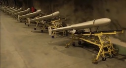 Iran tung video kho vũ khí ngầm: "Hãy đợi hồi chuông tử thần vang lên lần nữa"