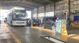 Ồ ạt đưa xe đăng kiểm khí thải