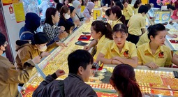 Lỗ nặng khi "đu đỉnh" vàng - bạc