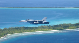 Phóng tên lửa vào căn cứ cách 4.000 km, Iran phát tín hiệu nguy hiểm