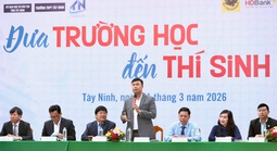 "Đưa trường học đến thí sinh" tại Tây Ninh: Nhiều thông tin thiết thực