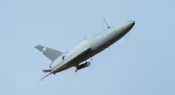 UAV cảm tử của Iran thọc sâu vào sân bay trọng yếu của Israel