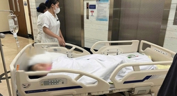 Đau cổ vai gáy sau khi ngủ dậy, phát hiện thoát vị đĩa đệm chèn tủy