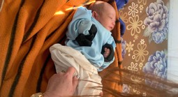 Phát hiện bé sơ sinh bị bỏ rơi trong rẫy cà phê ở Gia Lai