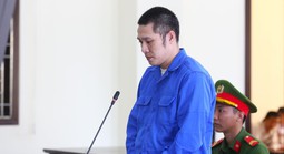 Đâm vợ nhiều nhát vì bực tức, trả giá bằng 10 năm tù