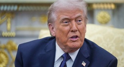 Ông Donald Trump tuyên bố "trao đổi rất tốt với Iran", hủy tối hậu thư Hormuz?