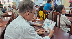 TPHCM khẩn trương rà soát cấp thẻ BHYT cho đối tượng tại các xã đảo, xã an toàn khu