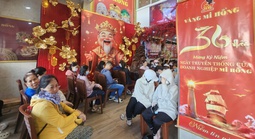 Diễn biến ở tiệm vàng khi giá giảm về dưới 170 triệu đồng/lượng