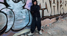 Hơn 1.000 người "truy tìm" GREY D khắp TP HCM