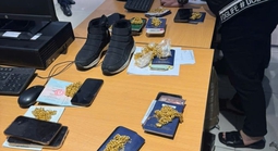 Hải quan sân bay phát hiện nhóm đối tượng vận chuyển trái phép gần 7 kg vàng