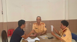 TPHCM: Xử lý tài xế xe khách vi phạm trên đường Tân Sơn