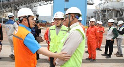 Xây dựng tổ chức Công đoàn Việt Nam ngày càng vững mạnh