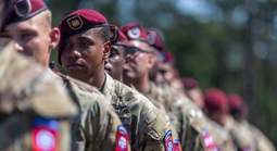 Lầu Năm Góc xác nhận triển khai bộ binh đến Trung Đông, Iran lên tiếng về kế hoạch ngừng bắn