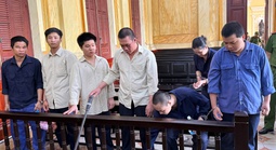 Ngỡ ngàng “siêu thị giấy tờ giả” phân phối về TPHCM