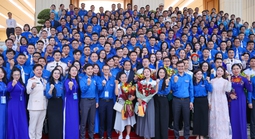 Thủ tướng Phạm Minh Chính gặp mặt các Gương mặt trẻ Việt Nam tiêu biểu