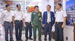 114 bức ảnh về "Sức trẻ biển đảo Tổ quốc"