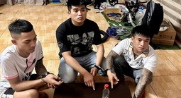 Đột kích điểm “bay lắc” ở Gia Lai, thu giữ 3 khẩu súng và 10 viên đạn