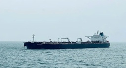 Tàu chở dầu từ Nga bị tấn công trên biển Đen