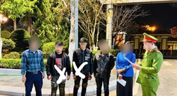 Nam thanh niên bị nhóm đối tượng truy sát, chém gục trước nhà nghỉ