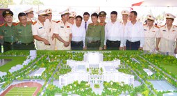 Đại tướng Lương Tam Quang dự lễ khởi công xây dựng doanh trại Công an tỉnh Thanh Hóa