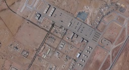 Iran tấn công căn cứ Prince Sultan, tuyên bố đánh chìm nhiều tàu đổ bộ Mỹ