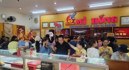 Giá vàng hôm nay 29-3: Đồng loạt dự báo tăng