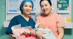 Hy hữu: Bé trai nặng tới 5,1 kg vừa chào đời ở Quảng Trị