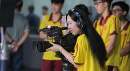 Học sinh khám phá ngành học tại sự kiện trải nghiệm quy mô "siêu khủng"