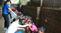 Chậm ban hành chính sách, giáo viên mầm non thiệt thòi