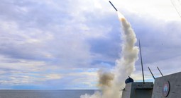 Mỹ dội 850 tên lửa Tomahawk oanh tạc, vẫn không phá hủy được kho vũ khí Iran?