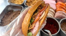 32 người đau bụng dữ dội sau khi ăn bánh mì