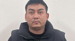 Thông tin mới vụ trói tay, đánh đập con gái, vợ mang thai