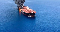 Công bố đường dây nóng hỗ trợ 160 thuyền viên Việt Nam hoạt động ở Trung Đông