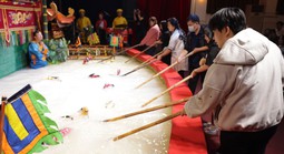 Gen Z hòa nhịp cùng "Âm vang rối nước"