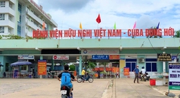 Chiếc ví chứa 46 triệu đồng đánh rơi trước cổng Bệnh viện Việt Nam - Cuba Đồng Hới
