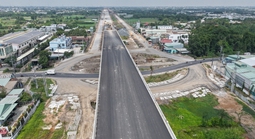 Hình ảnh công trường đường Vành đai 3 TPHCM trong sáng 31-3