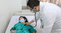 Người nhập viện liên tục tăng sau khi ăn bánh mì tại 1 cơ sở