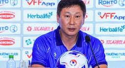 HLV Kim Sang-sik hài lòng với trận thắng cách biệt 2 bàn của tuyển Việt Nam