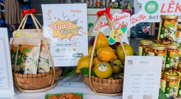 VIDEO: Quả trứng gà biến thành đặc sản