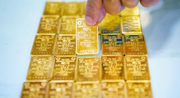 Sáng 31-3, giá vàng miếng SJC và vàng nhẫn tăng vọt  thêm 2,2 triệu đồng/lượng