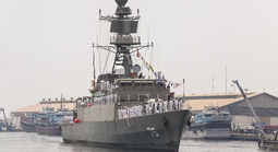 Tàu chiến Iran chìm ngoài khơi Sri Lanka, hơn 100 người mất tích