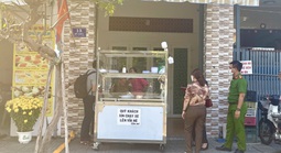 Thêm nhiều người nhập viện sau khi ăn bánh mì "không tên" ở TPHCM