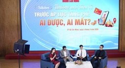 Bức tranh thương mại điện tử Việt Nam đang diễn biến ra sao khi các sàn đua nhau tăng phí?