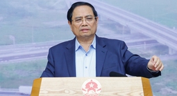 Thủ tướng: Đầu tư các tuyến giao thông kết nối; mở rộng các đoạn tuyến cao tốc chưa đạt chuẩn