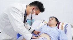 Bánh mì và lỗ hổng quản lý