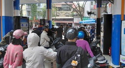 Chính phủ cho phép điều hành ngay giá xăng dầu nếu giá cơ sở tăng từ 7%